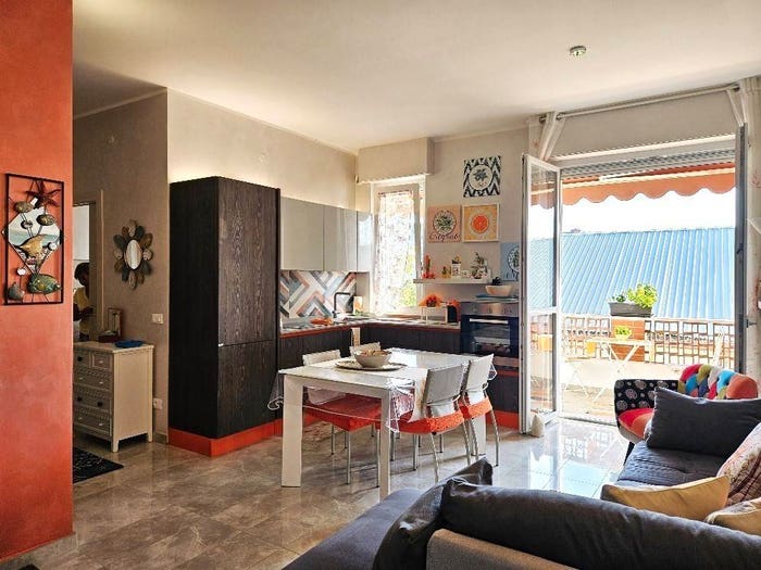 Appartamento bilocale in vendita in Via Diano San Pietro, Centro, Diano Castello
