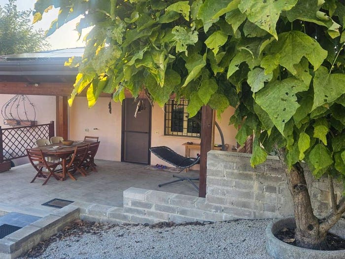 Casa trilocale in vendita in Via Roanzi Vallone, Ferentino