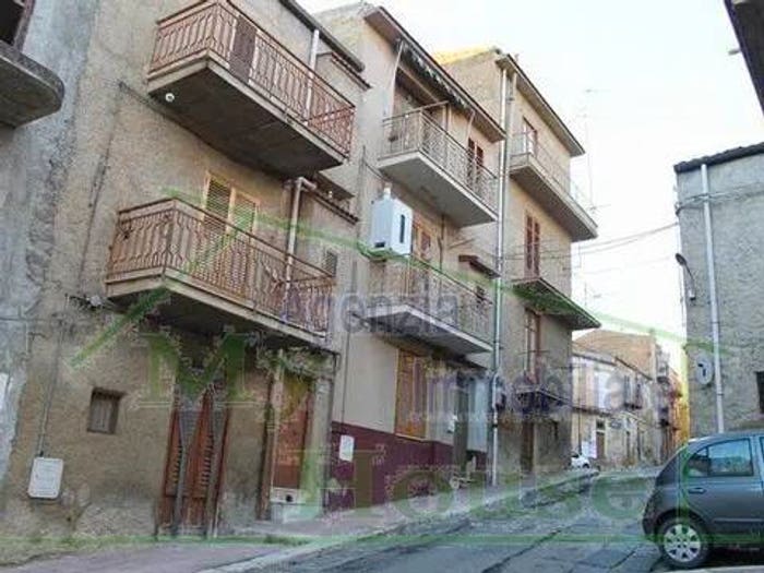 Casa con 5 locali in vendita in Salita Carmelo, Cianciana