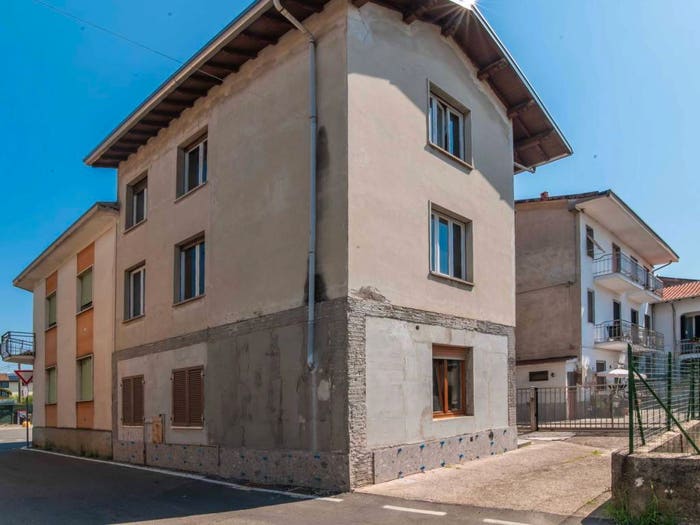 Appartamento con 5 locali in vendita in Via CADORNA, Cascina Restelli, Limido Comasco