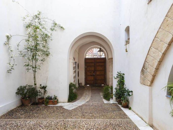 Casa con 6 locali in vendita in Via Camillo Benso Conte di Cavour, Centro, Menfi