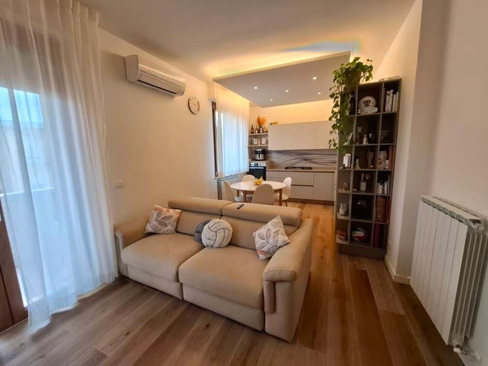 Appartamento con 5 locali in vendita in Via Concetto Marchesi, Chianciano Terme