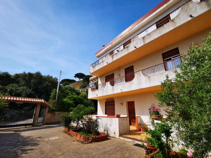 Appartamento con 5 locali in vendita in Contrada Sorba, Annunziata Alta, Messina