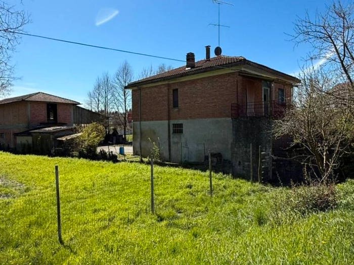 Casa con 6 locali in vendita in Via Torino, Murisengo Monferrato