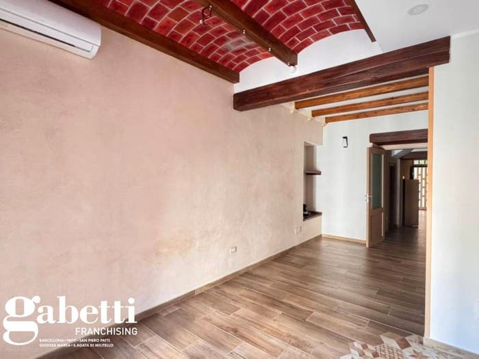 Appartamento trilocale in vendita in Via Garibaldi, Centro, Patti