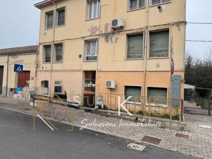 Casa con 6 locali in vendita in Via Maggio, Migliarino, Fiscaglia