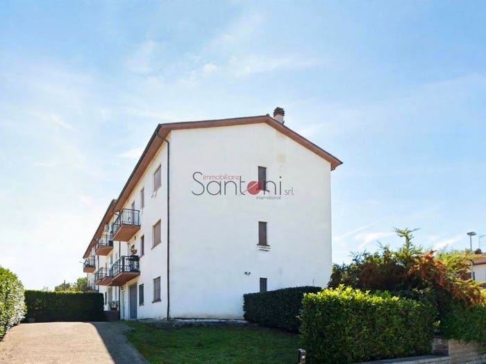 Appartamento con 6 locali in vendita in Via Aldo Moro, Sipicciano, Graffignano