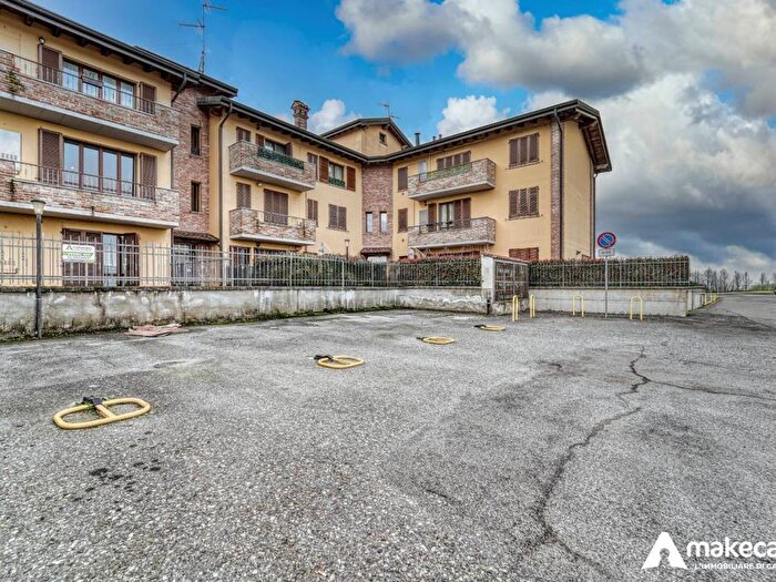 Appartamento monolocale in vendita in Largo Rosario Livatino, Caselle Lurani