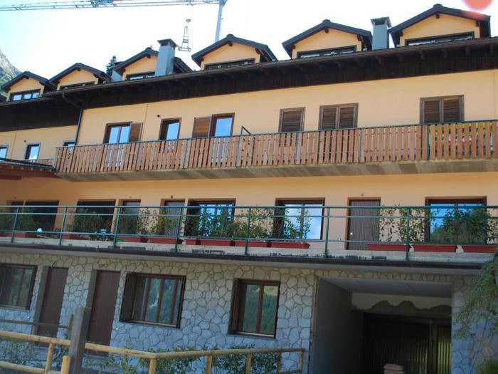Appartamento bilocale in vendita in Via Cambrembo, Cambrembo, Valleve