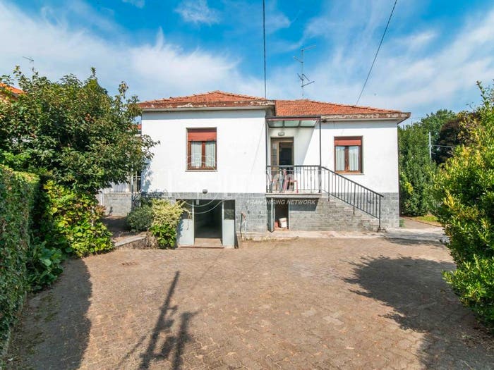 Casa con 5 locali in vendita in Via A Volta, Centro, Lurate Caccivio