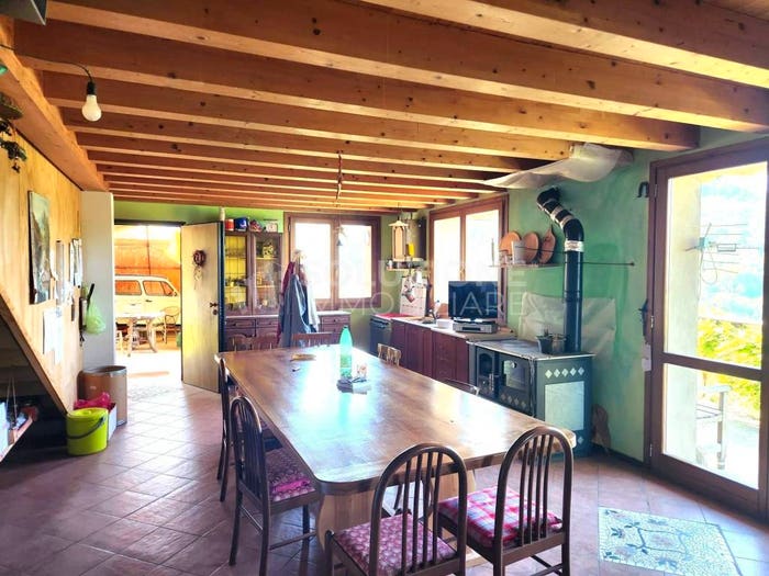 Casa quadrilocale in vendita in Via Crocefisso, Berzo San Fermo
