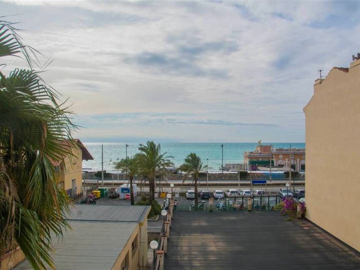 Appartamento con 5 locali in vendita in Centro, Bordighera