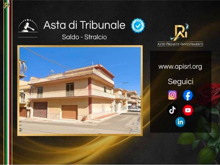 Appartamento quadrilocale in vendita in Via Giuseppe Lister, Centro, Comiso