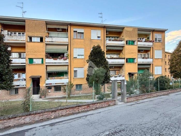 Appartamento trilocale in vendita in Via giovanni zibordi, Centro, Guastalla