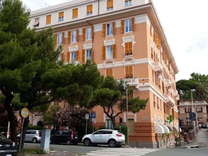 Appartamento con 5 locali in vendita in Albaro, Genova