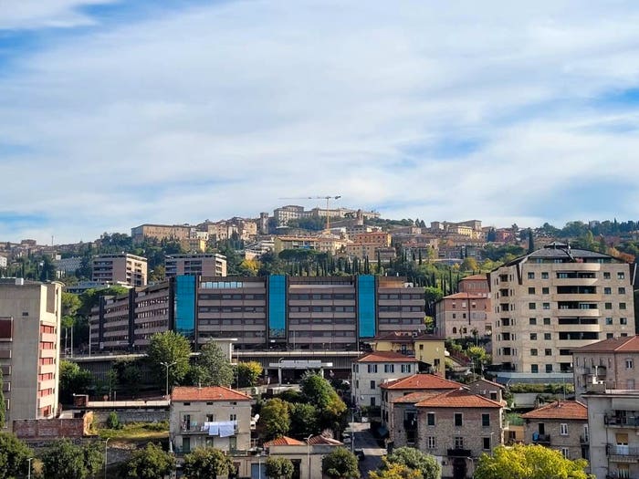 Appartamento quadrilocale in vendita in Via Sicilia, Madonna Alta Prepo, Perugia