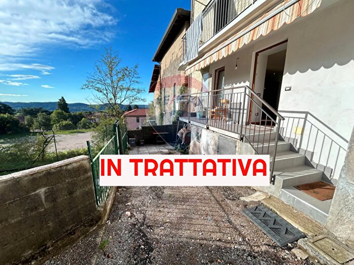 Appartamento bilocale in vendita in Via Manzoni, Saltrio