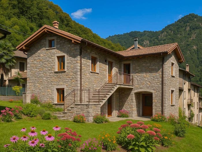 Casa trilocale in vendita in Via Valle Strona, Omegna