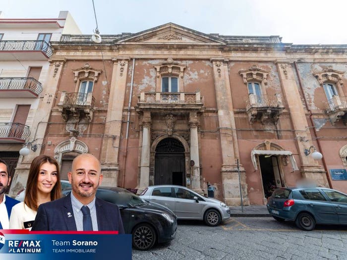 Casa con 6 locali in vendita in Via Principe Umberto, Centro, Augusta