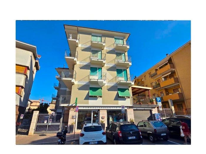 Appartamento quadrilocale in vendita in Via sant' emidio rosso, Ascoli Piceno