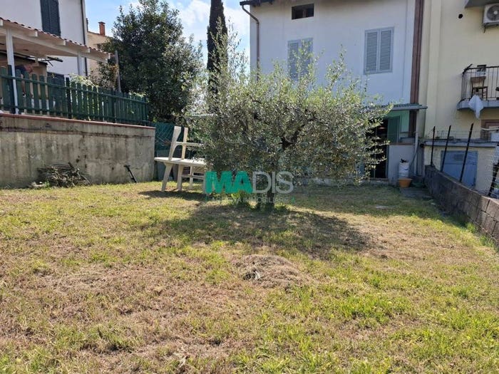 Casa con 5 locali in vendita in Via Ferdinando I De' Medici, Centro, Poggio a Caiano