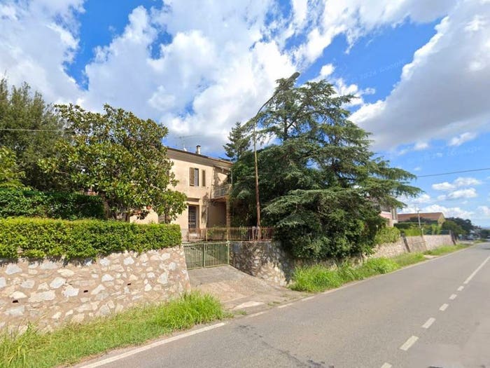 Appartamento con 6 locali in vendita in Via Grosseto, Grilli, Gavorrano