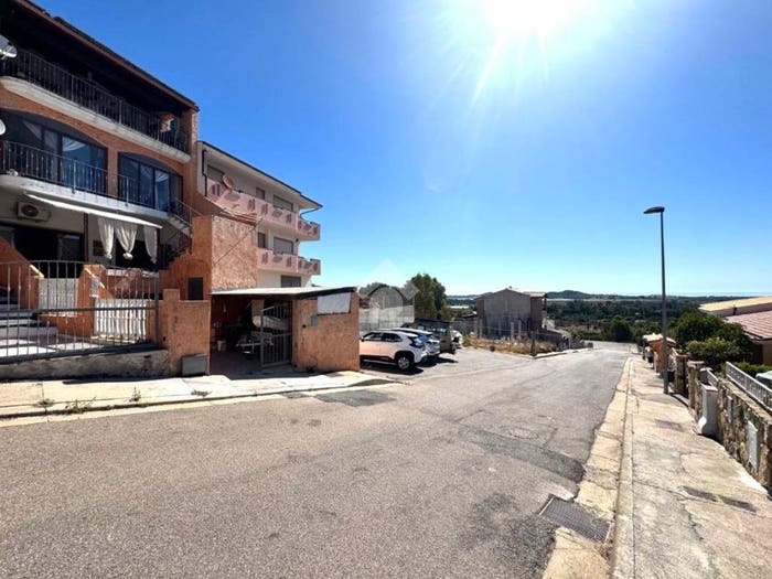 Appartamento trilocale in vendita in Via delle Peonie, Villaputzu