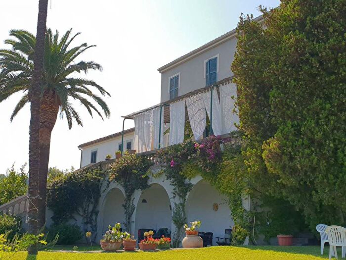 Casa trilocale in vendita in Calalunga Pietragrande, Montauro