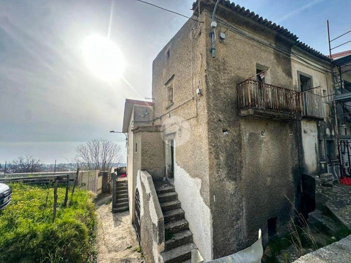 Casa con 5 locali in vendita in CONTRADA ARMENIA ZONA CAIRIGLIO, Cariglio, Fuscaldo