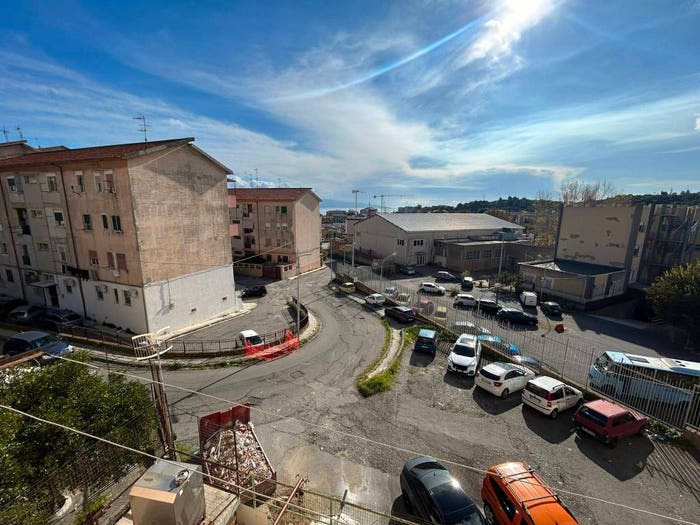 Appartamento quadrilocale in vendita in Via G, Gazzi, Messina