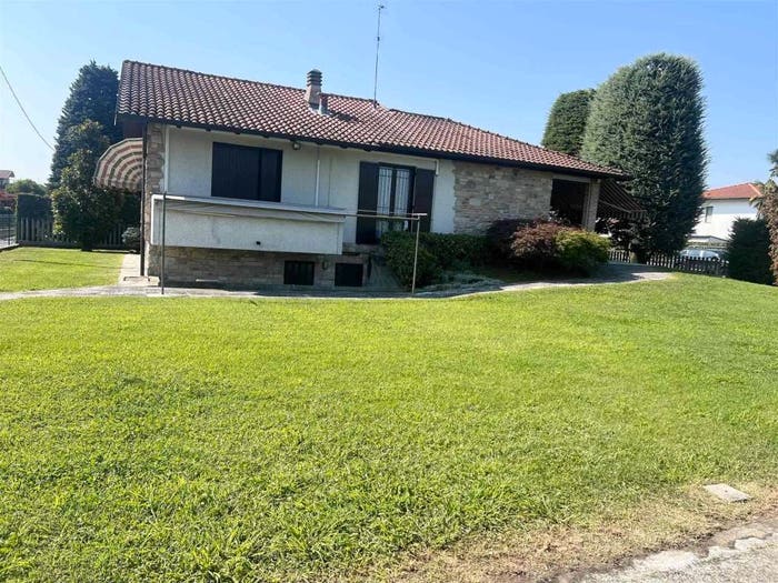 Casa quadrilocale in vendita in Casirate d'Adda