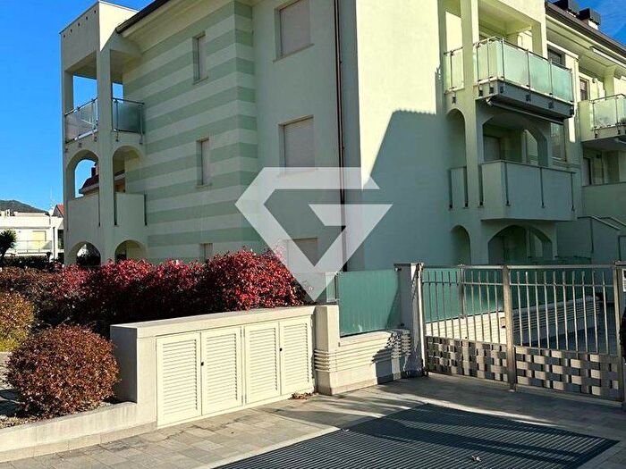 Appartamento bilocale in vendita in Via Castellaro, Borghetto Santo Spirito