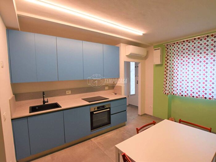 Appartamento trilocale in vendita in Via Colombo, Porto San Giorgio