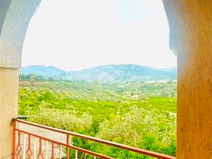 Casa con 6 locali in vendita in Burgio