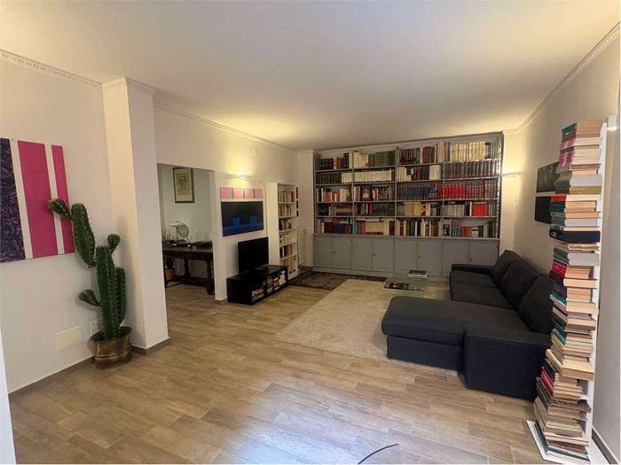 Appartamento quadrilocale in vendita in Centro Storico, Modena