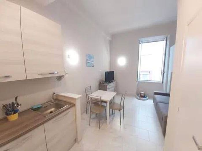 Appartamento monolocale in vendita in Via Giuseppe Mazzini Nn, Muretto di Alassio Stazione Corso Marconi, Alassio