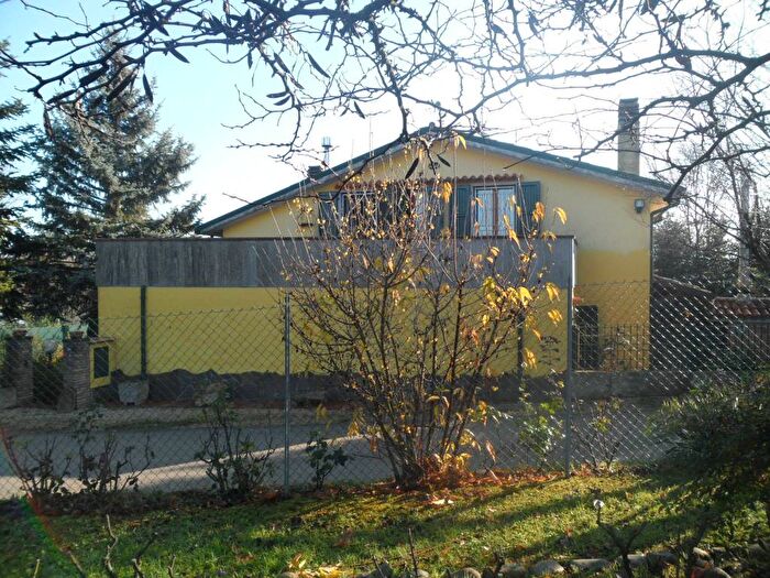 Casa quadrilocale in vendita in Strada Luca, Candelara, Pesaro