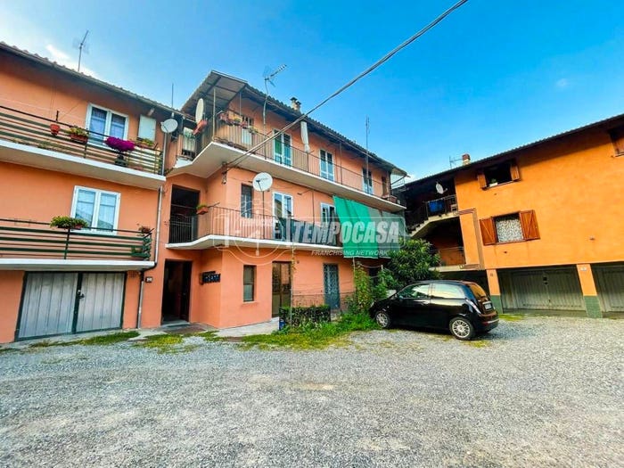 Appartamento con 6 locali in vendita in Vicolo dei Giardini, Centro, Sant'Ambrogio di Torino