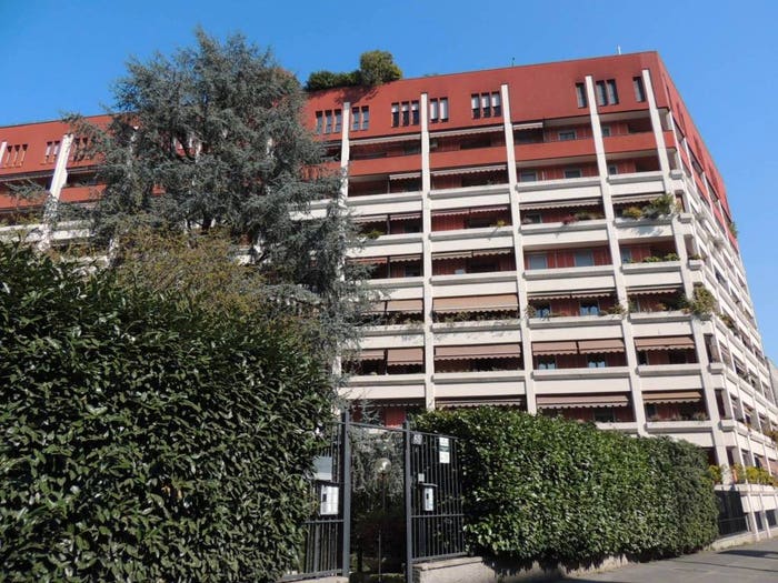 Appartamento trilocale in vendita in corso Lodi, Lodi Brenta, Milano
