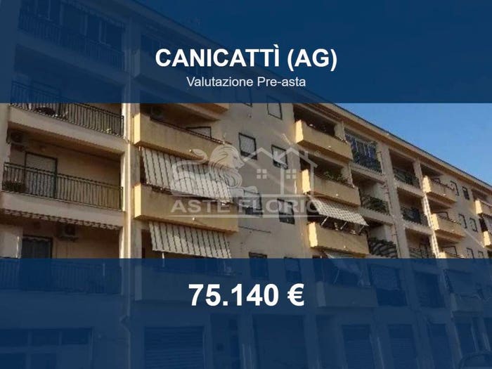 Appartamento con 6 locali in vendita in Via Nilde Iotti, Canicattì