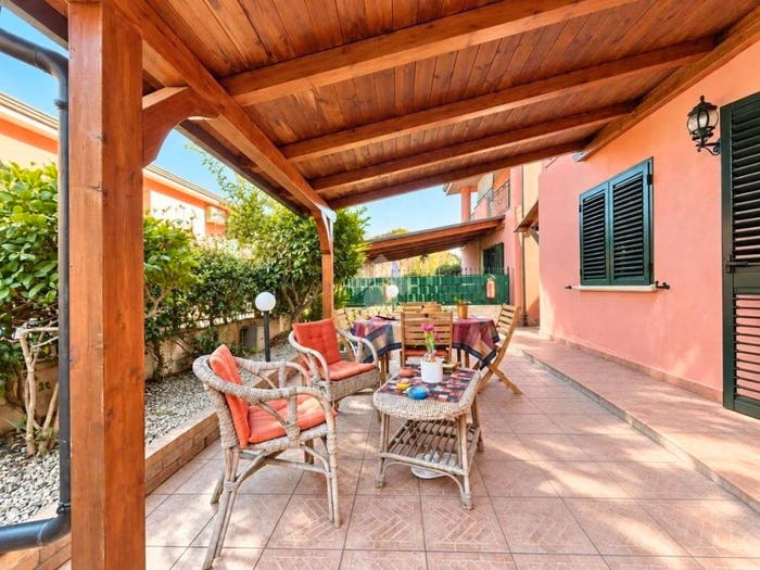 Casa quadrilocale in vendita in Via Alessandro il Molosso, Tivolille Pasquali Merenzata, Mendicino