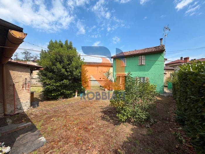 Casa trilocale in vendita in Via Roma, Centro, Sommo