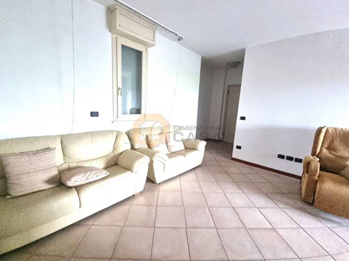 Appartamento trilocale in vendita in Via Salvo D'Acquisto, Marco Polo Don Bosco, Viareggio