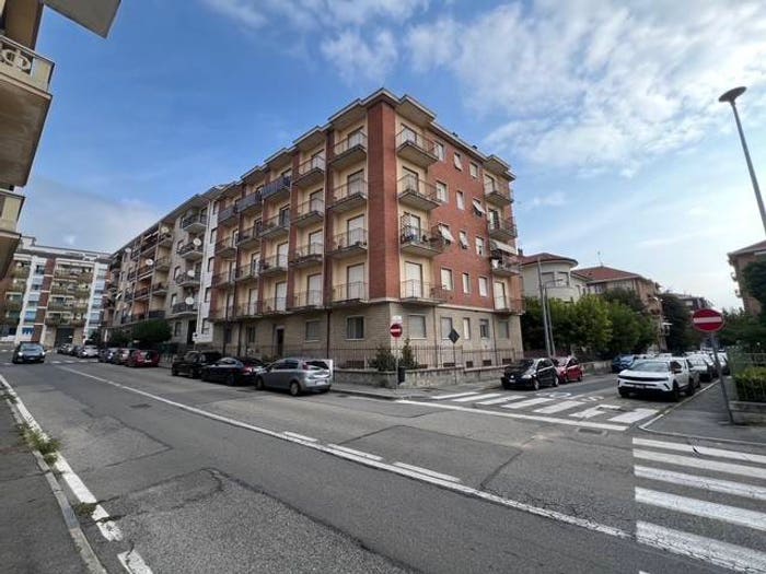 Appartamento quadrilocale in vendita in Viale Cavalieri d'Italia, Stazione Immacolata, Pinerolo