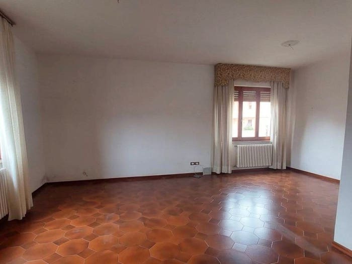 Casa con 6 locali in vendita in Via Achille Grandi, Navacchio Nord Zambra, Cascina