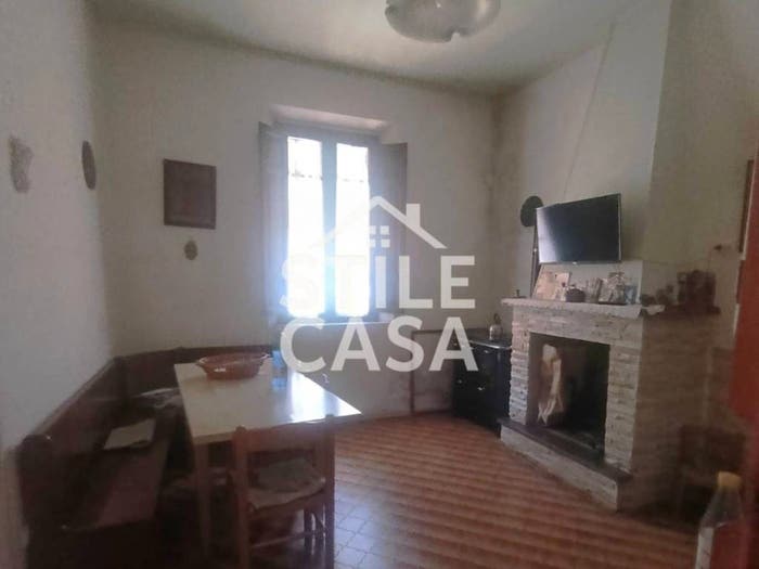 Casa con 6 locali in vendita in Via della Chiesa, Orentano, Castelfranco di Sotto