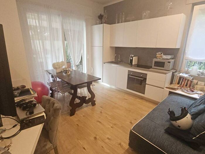 Appartamento trilocale in vendita in Via Privata Fratelli Asquasciati, San Siro Casinò, Sanremo