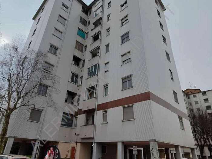 Appartamento trilocale in vendita in Via Viterbo, Bisceglie, Milano