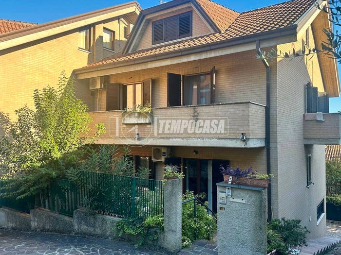 Appartamento trilocale in vendita in Via TOSCANA, Centro, Fermo