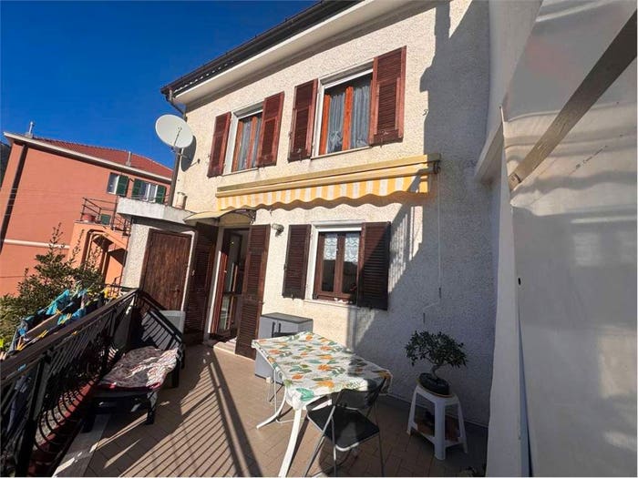 Appartamento con 5 locali in vendita in Lerca, Cogoleto